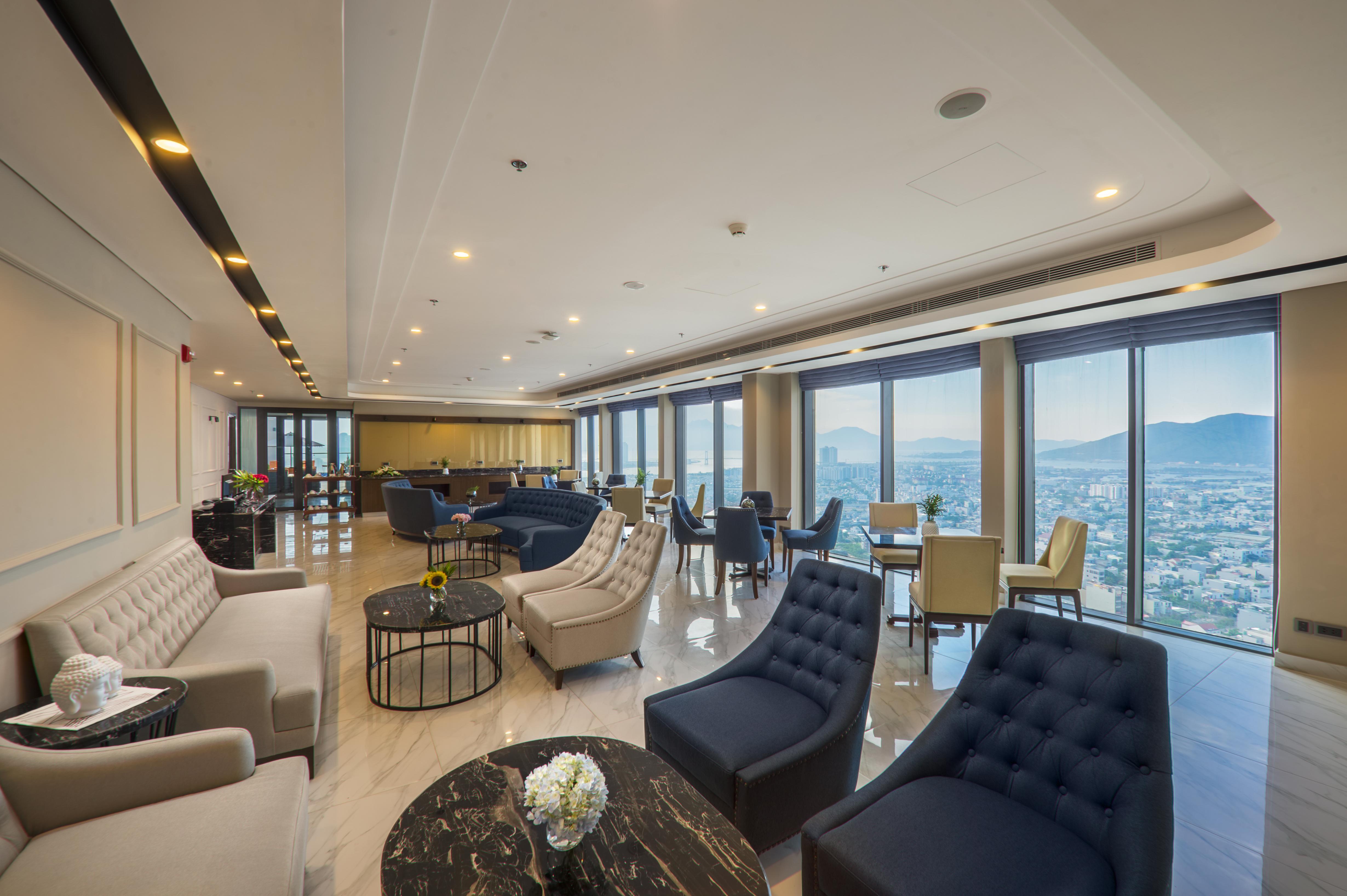 Altara Suites Da Nang By Ahg Екстериор снимка