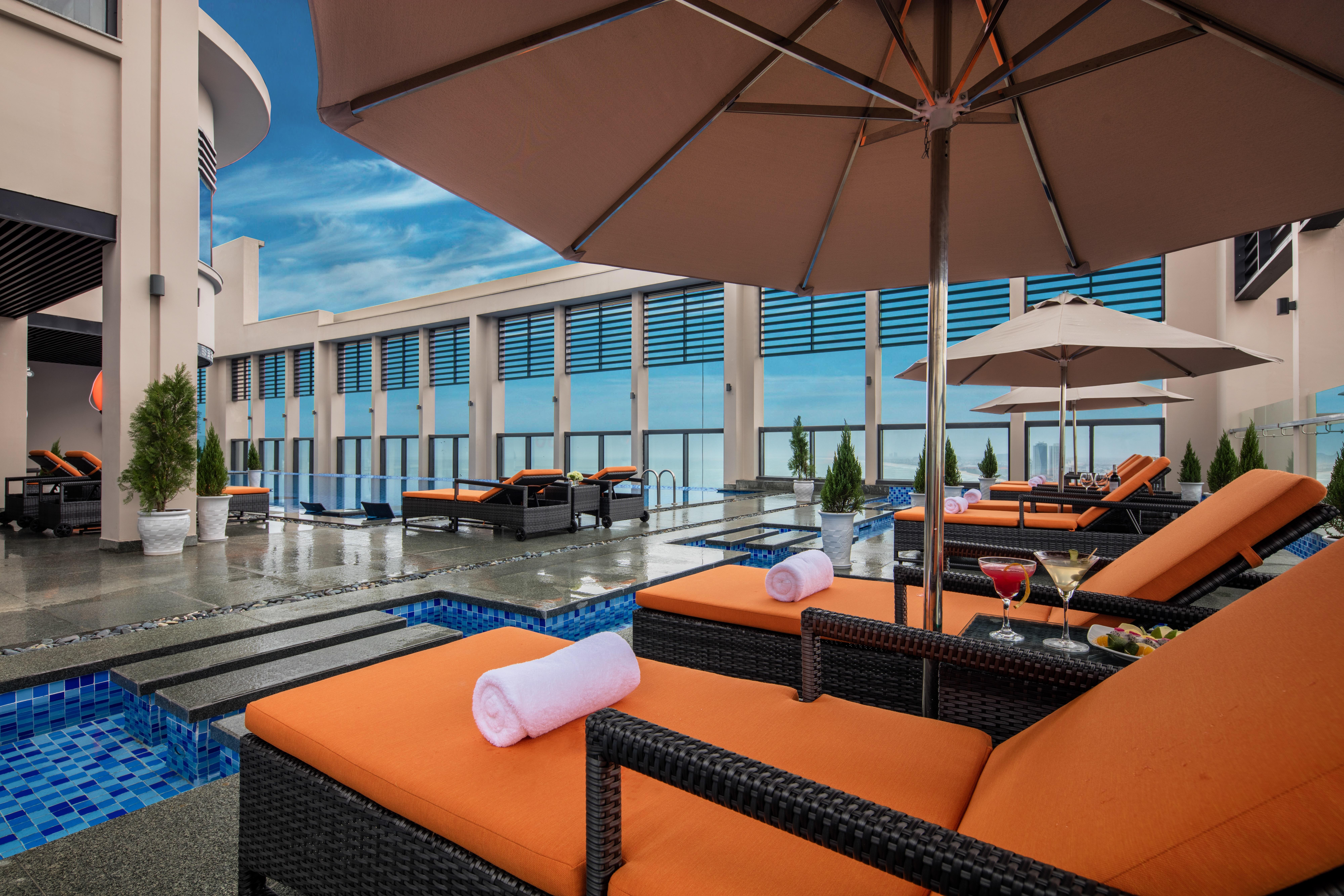 Altara Suites Da Nang By Ahg Екстериор снимка