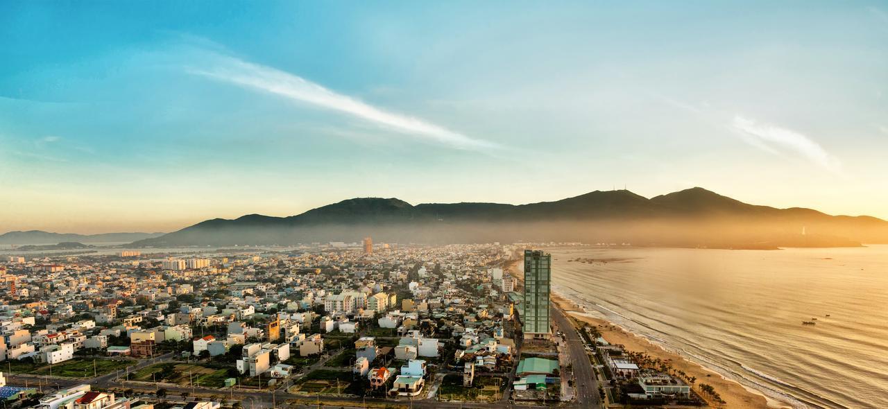 Altara Suites Da Nang By Ahg Екстериор снимка